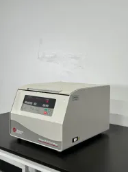 Beckman Coulter Allegra X-30 Benchtop Centrifuge with Digital Control Panel, 3 of 9