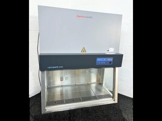 Thermo Scientific Herasafe 2025 1.2 MSC Class II Microbiological Safety Cabinet with Electric Sash and Stand-cover