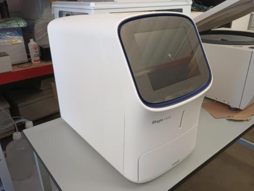 Thermo Fisher Scientific Invitrogen iBright CL1500 Chemiluminescent and Fluorescent Gel and Blot Imager-cover
