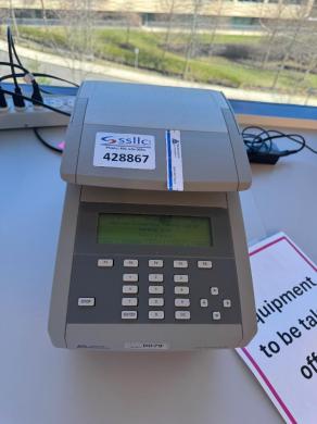 Applied Biosystems 2720 Thermal Cycler-cover