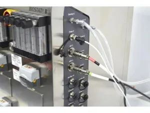 Sartorius Stedim Biostat B Twin Bioreactor with 2-Liter Autoclavable Glass SW Vessels, 24 of 33
