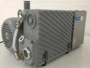 Agilent MS40+ Plus Single-Stage Oil-Sealed Rotary Vane Pump, 3 of 6