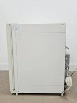 Kendro Heraeus HERAcell 150 CO2 Laboratory Incubator Lab-cover