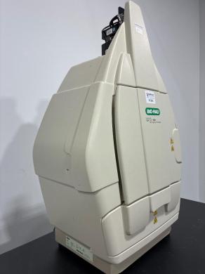 Bio-Rad Universal Hood II Molecular Imager for Digital Gel and Fluorescence Imaging-cover
