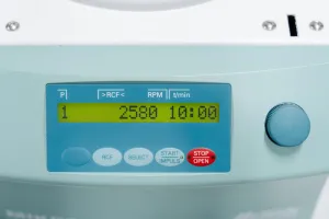 Hettich Mikro 200 Microcentrifuge for Small Tube Separation, 5 of 7