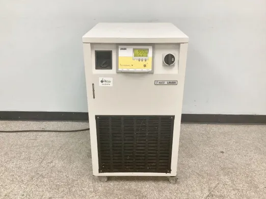 Lauda T2200 Recirculating Water Chiller with Immersion Pump and Pt100 Temperature Control