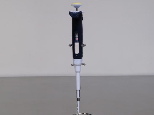 Gilson PIPETMAN L Manual Air Displacement Pipette, 2-20 µL-cover