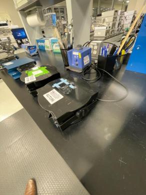 Laboratory Plastic Scissor Jack Stand for Adjustable Height Support-cover
