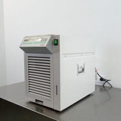 Julabo FC600 Recirculating Thermostatic Bath with PID Control and Stainless Steel Tank-cover