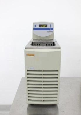 Thermo Neslab RTE7 Digital Recirculating Chiller -25 to 150°C, 7L Bath, 500W Cooling, 15 L/min Pump-cover