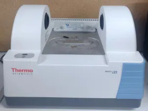Thermo Fisher Nicolet iS5 FTIR Spectrometer with iD7 Diamond ATR Accessory, 15 of 43