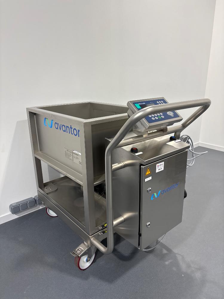 Mettler Toledo IND570xx 100L Industrial Mixing Skid with Digital Control Panel