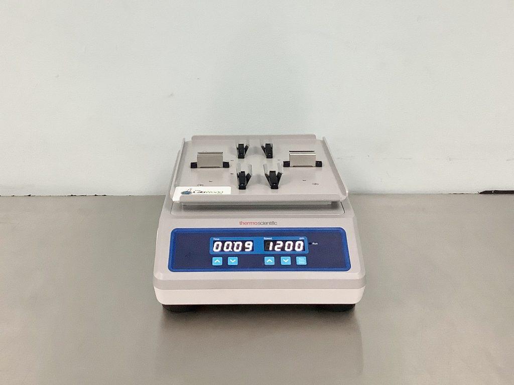 Thermo Scientific Digital Microplate Shaker with Adjustable Speed and Temperature Tolerance