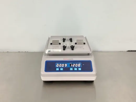 Thermo Scientific Digital Microplate Shaker with Adjustable Speed and Temperature Tolerance