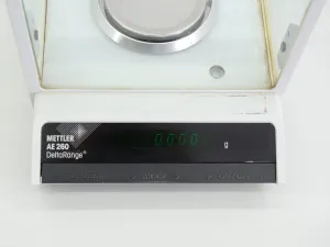 Mettler AE260 Analytical Balance with 205 g Capacity and 0.1 mg Readability, 3 of 4
