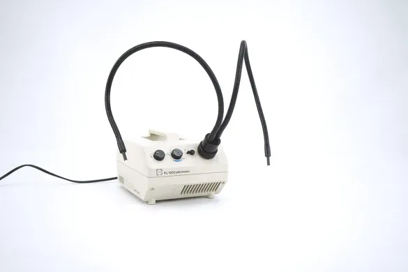 Schott KL 1500 Electronic Cold Light Source with Duplex Light Guide