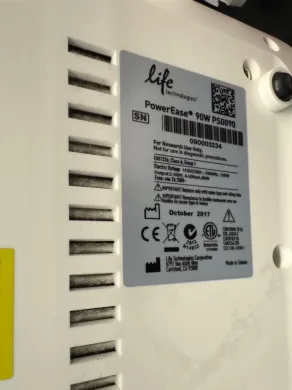 Life Technologies PowerEase 90W PS0090 Electrophoresis Power Supply