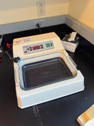Thermo Fisher Scientific Fisher Healthcare Tissue Flotation Bath CAT# 2204773 with Digital Temperature Control, 2 of 3