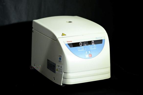 3943・サーモフィッシャーサイエンティフィック / Legend micro21 / 微量高速遠心機 /-cover