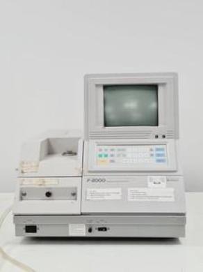 Hitachi F-2000 Fluorescence Spectrophotometer Lab-cover