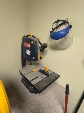 Ryobi BS903 9-Inch Band Saw for Precision Laboratory Cutting-cover