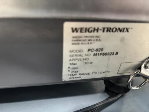 Avery Weigh-Tronix PC-820 Bench Scale with Integrated Indicator and Stainless Steel Platform