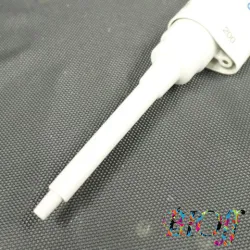 Eppendorf Research Adjustable Micropipette 20–200 µL, 2 of 3
