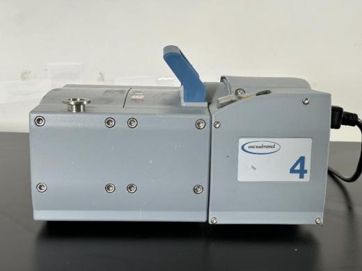 Vacuubrand Standalone Laboratory Vacuum Pump Model pump (2015)-cover