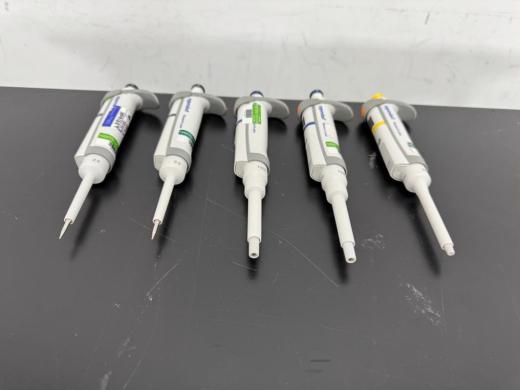 Eppendorf Research Plus Single Channel Adjustable Volume Pipette-cover