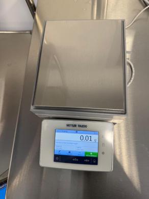 Mettler Toledo XSR2002S Analytical Digital Balance-cover
