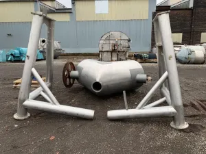 60 cubic feet Twin Shell Blender for industrial mixing, 2 of 4