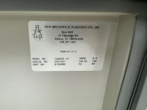 New Brunswick Scientific CO28IR-10 CO2 Incubator with Digital Temperature and CO2 Control, 2 of 2