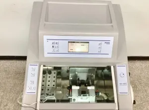 Microm HM550 VP Motorized Cryostat with Peltier Cooling and Vacuum Sectioning, 5 of 15