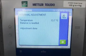 Mettler Toledo XP4002S Precision Balance 4100g x 0.01g Hands-Free Operation, 3 of 9