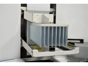 Thermo Fisher KingFisher Flex 711 Automated Magnetic Bead Extraction & Purification System, 5 of 9