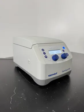 Eppendorf 5425 Benchtop Centrifuge with Digital Control Interface
