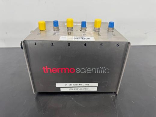 Thermo Scientific F110 Bioprocess Controller with Six Flow Input Channels-cover