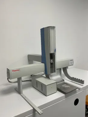 Thermo Scientific Triplus AS TP100 Autosampler for Gas Chromatography