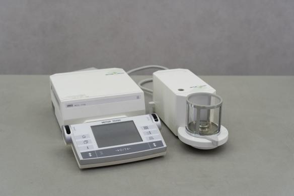 Mettler UMX2 ultra-microbalance-cover