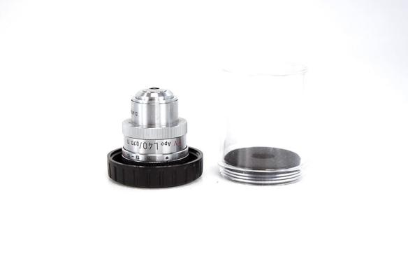 Leitz Wetzlar PV Apo 40x/0.70 D 170/0.11-0.23 Microscope Objective 47349-cover