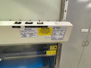 Baker SteriGARD Laminar Flow Hood with HEPA Filtration and UV Sterilization, 4 of 5