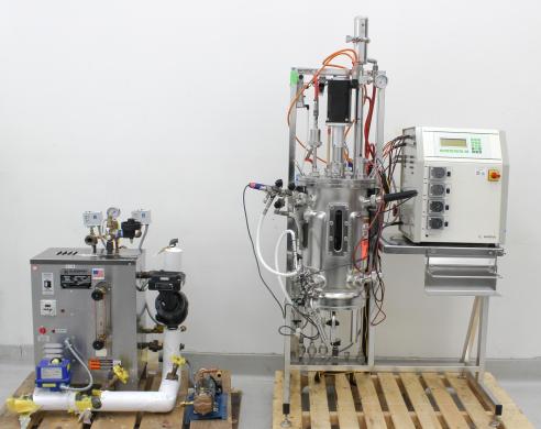 Sartorius Biostat C ES12 Bioreactor System with Integrated Sussman ES12 Chiller/Electric Boiler-cover