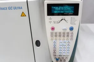 Thermo Fisher Trace GC Ultra with Triplus Autosampler and H₂ Sensor plus 32L Cryogenic Liquid Nitrogen Dewar, 10 of 15
