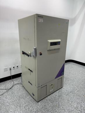 Panasonic MDF-U700VXC-PA Twin Guard -80°C Ultra Low Temperature Laboratory Freezer-cover