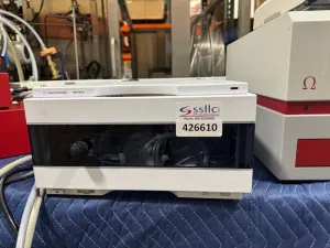 Agilent 1260 Infinity Iso Pump G1310B – HPLC Solvent Delivery System, 2 of 3