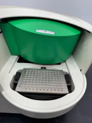 Bio-Rad QX200 Droplet Reader for Droplet Digital PCR Analysis, 2 of 4
