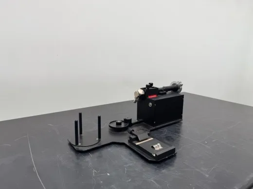 Laboratory Optical Interferometer with Adjustable Focusing and Rotating Base Platform