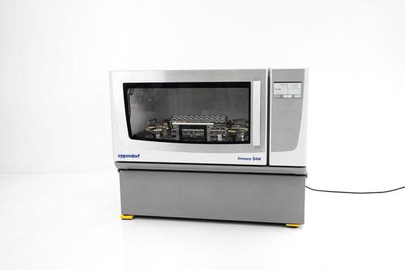 Eppendorf S44i Incubator Shaker, 25 mm Orbit (2019)