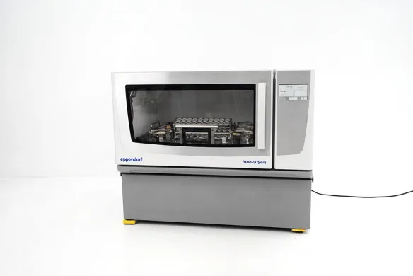 Eppendorf S44i Incubator Shaker, 25 mm Orbit (2019)