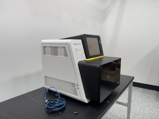 Illumina NextSeq 550 Sequencing System-cover